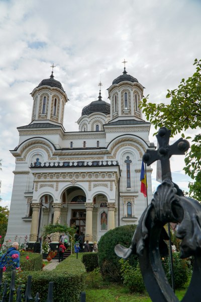1_400x600.jpg