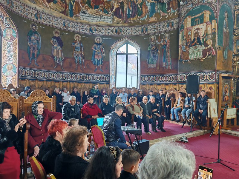 2_800x600.jpg