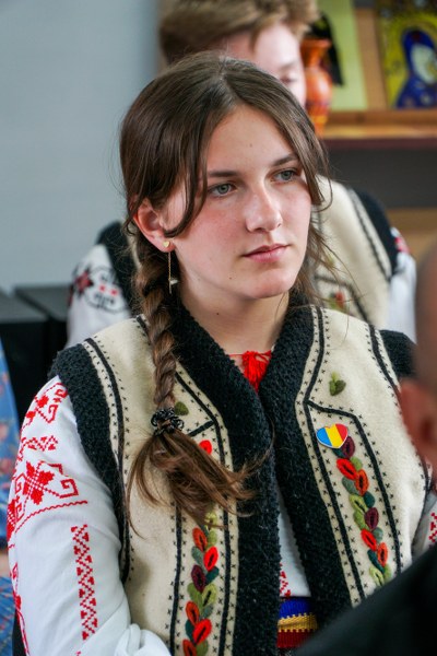 16_400x600.jpg