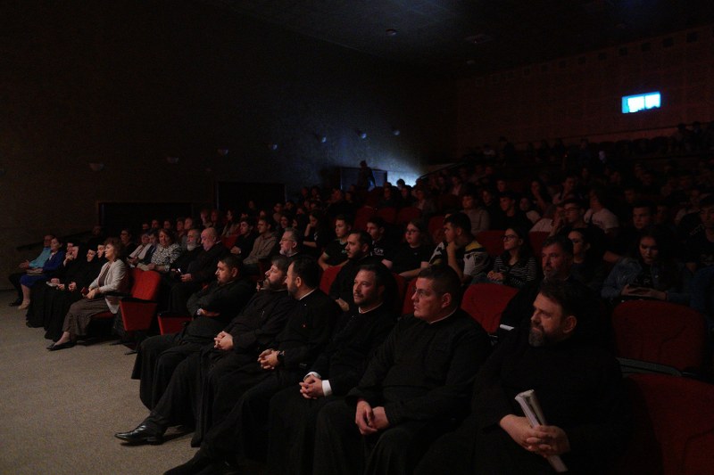 13_800x533.jpg